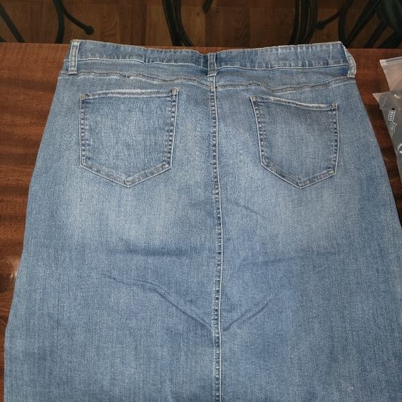 NEW So Denim Midi Skirt Juniors Plus size 2X or 3X - Picture 4 of 7